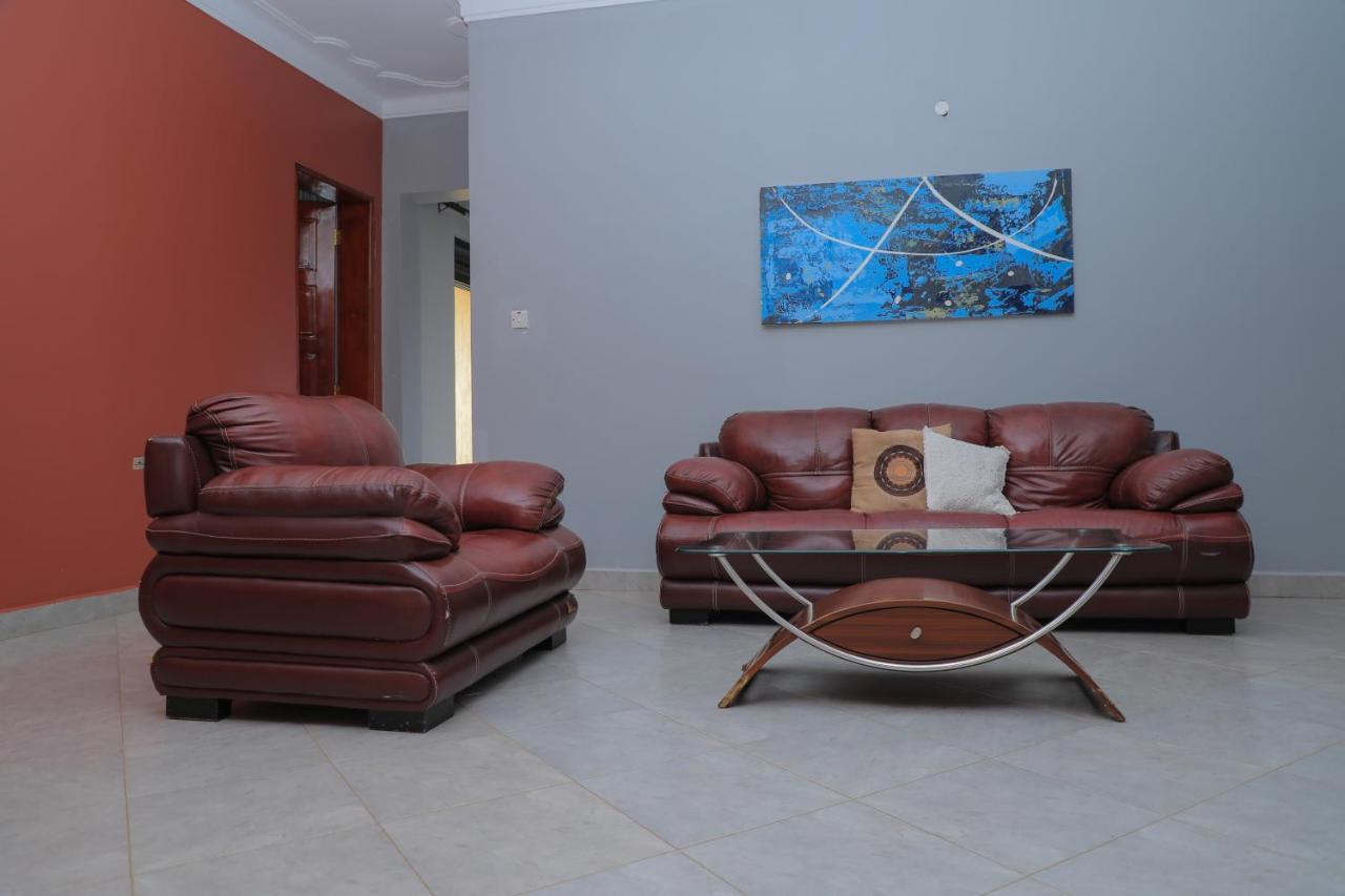 Silver Oaks Hotel Boma Fort Portal Extérieur photo